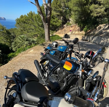 Schönste Plätze der Insel erkunden, Motorrad touren, Royal Motos Mallorca