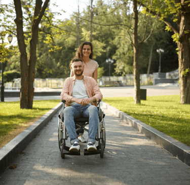 casal supera os desafios estando juntos a todo momento