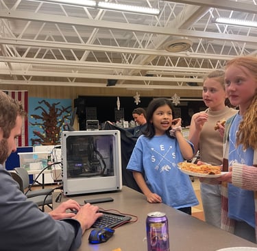 kids creating images.