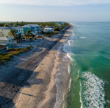 beach homes with landscaping