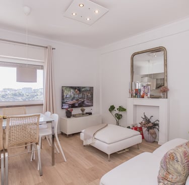 apartamento T3 remodelado em Ramada, Odivelas, com excelente vista panorâmica