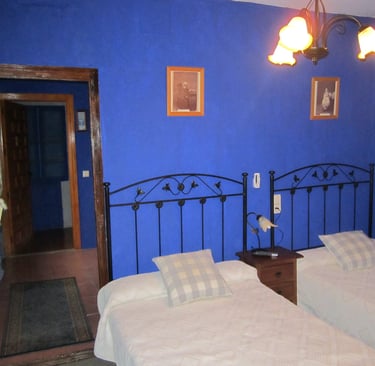 hostales almagro. Hostal san bartlome 
