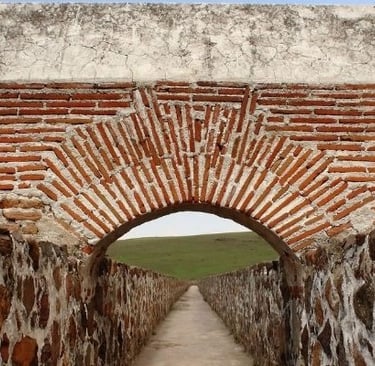 ¿Quién Construyó Arcos del Sitio?