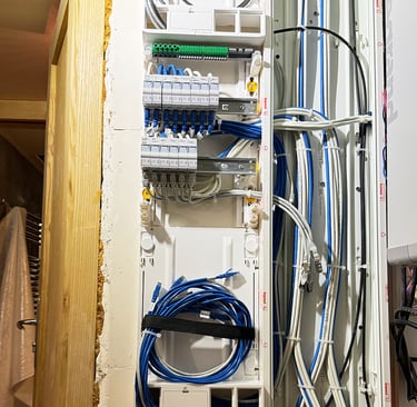 tableau électrique rj45 caméras électricien fayeélec