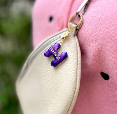 porte clés en forme de lettre