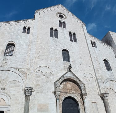 Facciata della Basilica di San Nicola a Bari