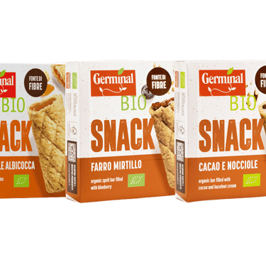 Le tre nuove referenze snack Germinal Bio farro mirtillo integrale albicocca e cacao nocciole