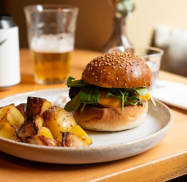 Uao Burger di Giardì, hamburger vegano premiato a Milano