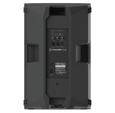 Altavoz activo Mackie Thump 15 V4 visto desde la parte trasera