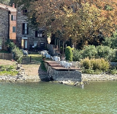 Croisière sur le lac Trasimène depuis l'Isola Maggiore, activité de teambuilding au départ du Domain