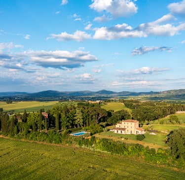 view domaine Cesarini - Umbria-Tuscany