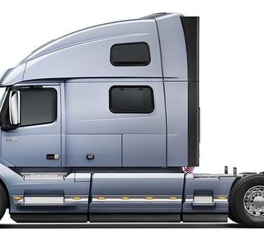 Long haul truck on truck tyre 295 80 r22.5