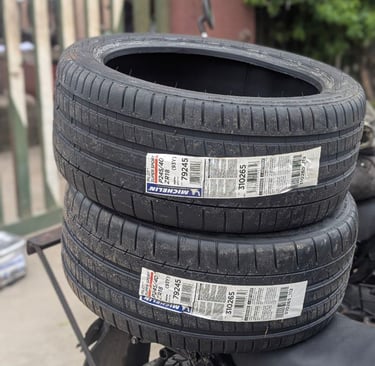 245/40 r18 Michelin run flat tyre on a dispatch bike getting ready to be delivered in lagos
