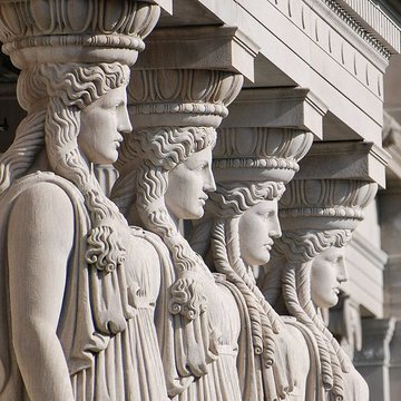 https://x.com/ClassicalMyths/status/1210635026855018501