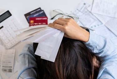 Responsabilidade por Dívidas em Caso de Empréstimo de Nome para Aquisição de Veículo e a Importância