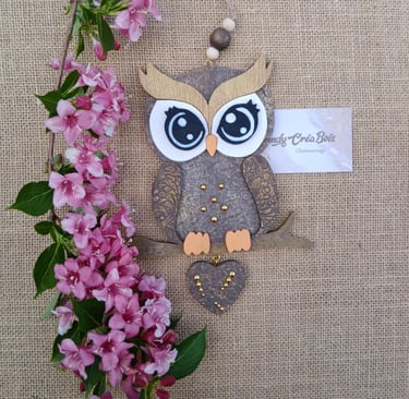 Chouette murale artisanale peinte à la main