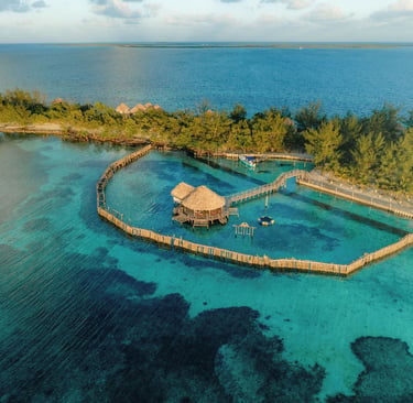 Thatch Caye Resort — Belize