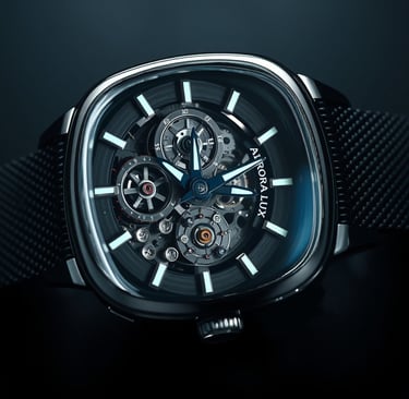 Jam Tangan dengan Desain Transparan