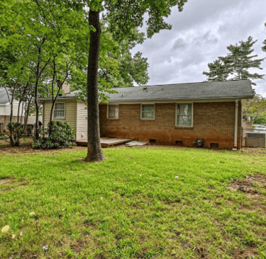 Picture of rear yard of project house