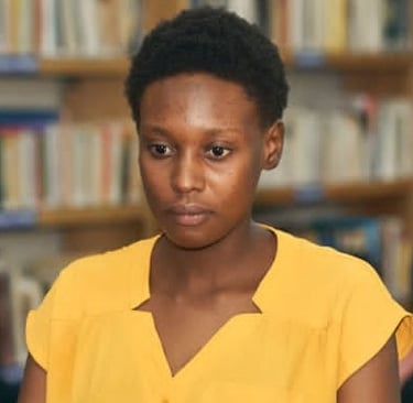 Photo Nathalie Larose, la première gagnante du concours de poésie