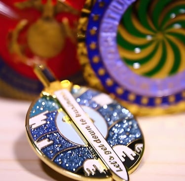 Glitter pins