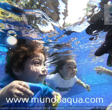 natacion para bebés y niños pequeños en  Mérida Yucatán Mexico 