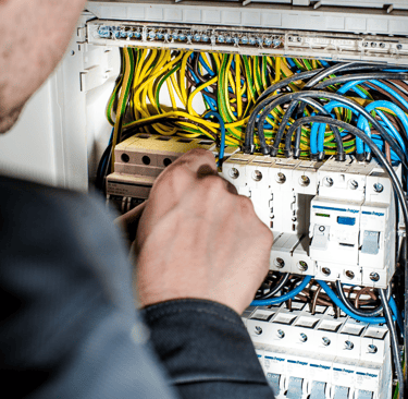 Dépannage électrique en urgence dans le 13015 – 24h/24