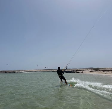 Ugán riding back to the start of the lesson