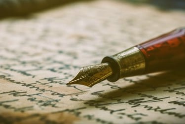 An old fashioned ink pen