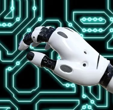 mano artificiale che si allunga su un circuito elettrico