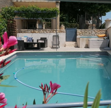 Swimmingpool mit Aussicht Le Barroux Holidays Provence Gîte