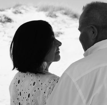 photo de couple, amour à la plage, algarve, Portugal