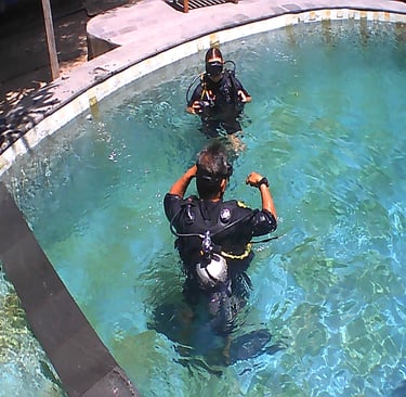 Arabic dive course session in Bali #OpenWaterArabic #DiveCourseBali