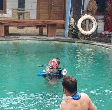 Free Arabic dive guide ebook #ScubaEbookAR #SunriseDive