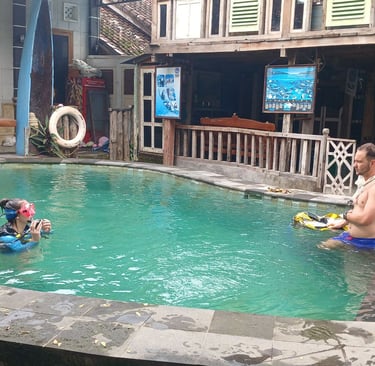 Arabic dive course session in Bali #OpenWaterArabic #DiveCourseBali