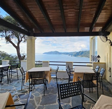 Chris Place Sofias Corfu Villa Olivia Pentati