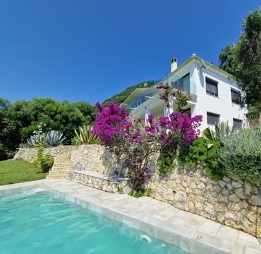 Villa Olivia Haus und Pool