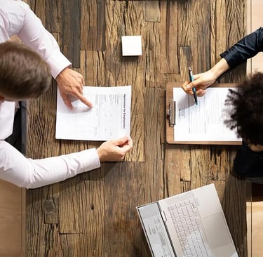 recrutiers cecking resume