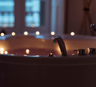 Eclairage LED dans salle de bain