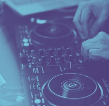 Clases prácticas del curso de DJ profesional en Madrid Soundub