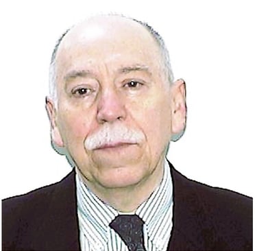 Manuel Cuadra, Tesorero