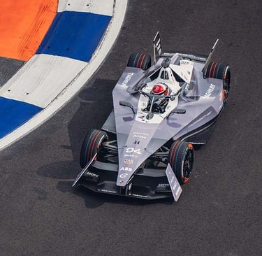 Pascalis Wehrleinas Porsche Formulė E
