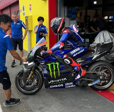 Andrea Dovizioso Yamaha MotoGP motociklas