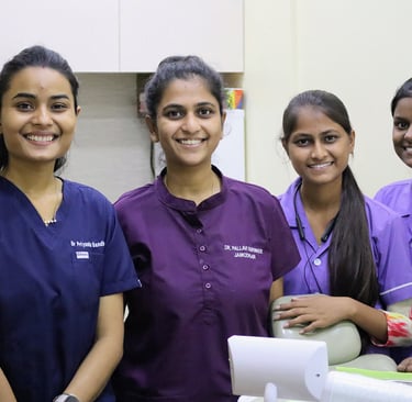 Team of best dentists in Wakad along with qualified supporting staff