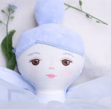 păpuşă handmade zână frumoasă pentru joc de imaginaţie