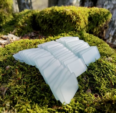 Sea glass wedding name cards, glass for engraving or painting, jewelery quality, handicrafts
