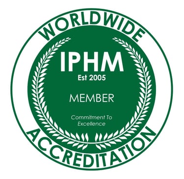 IPHM accreditation logo. Holistic nutrition coach, menopause coach, louise chamberlain