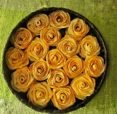 Rose corn husk black frame for sustainable ordinary decor 