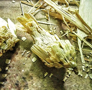 Sustainable process mini corn husk bird
