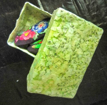 Recycled paper mini trinket box